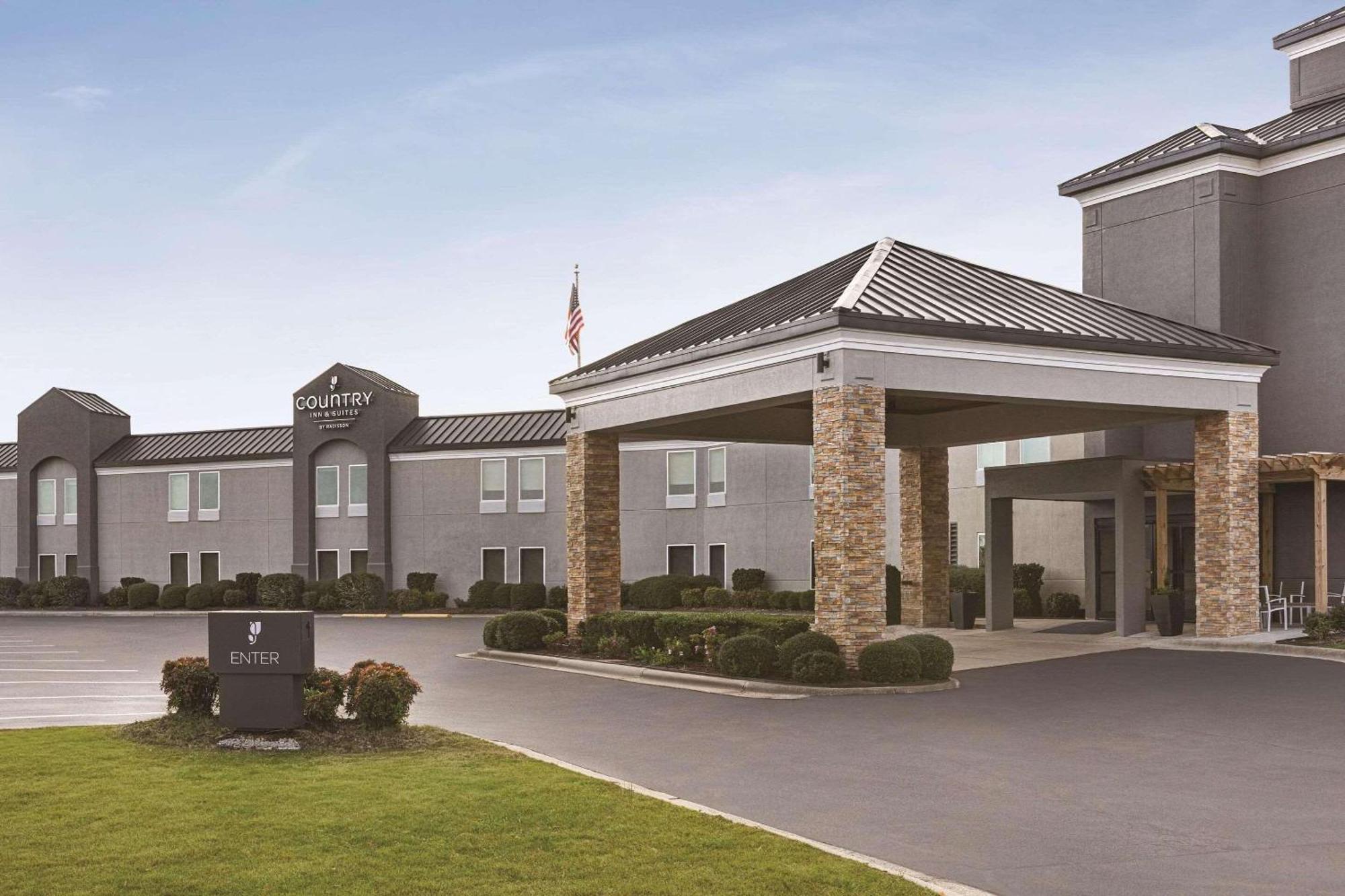 Country Inn & Suites By Radisson, Dunn, Nc Buitenkant foto